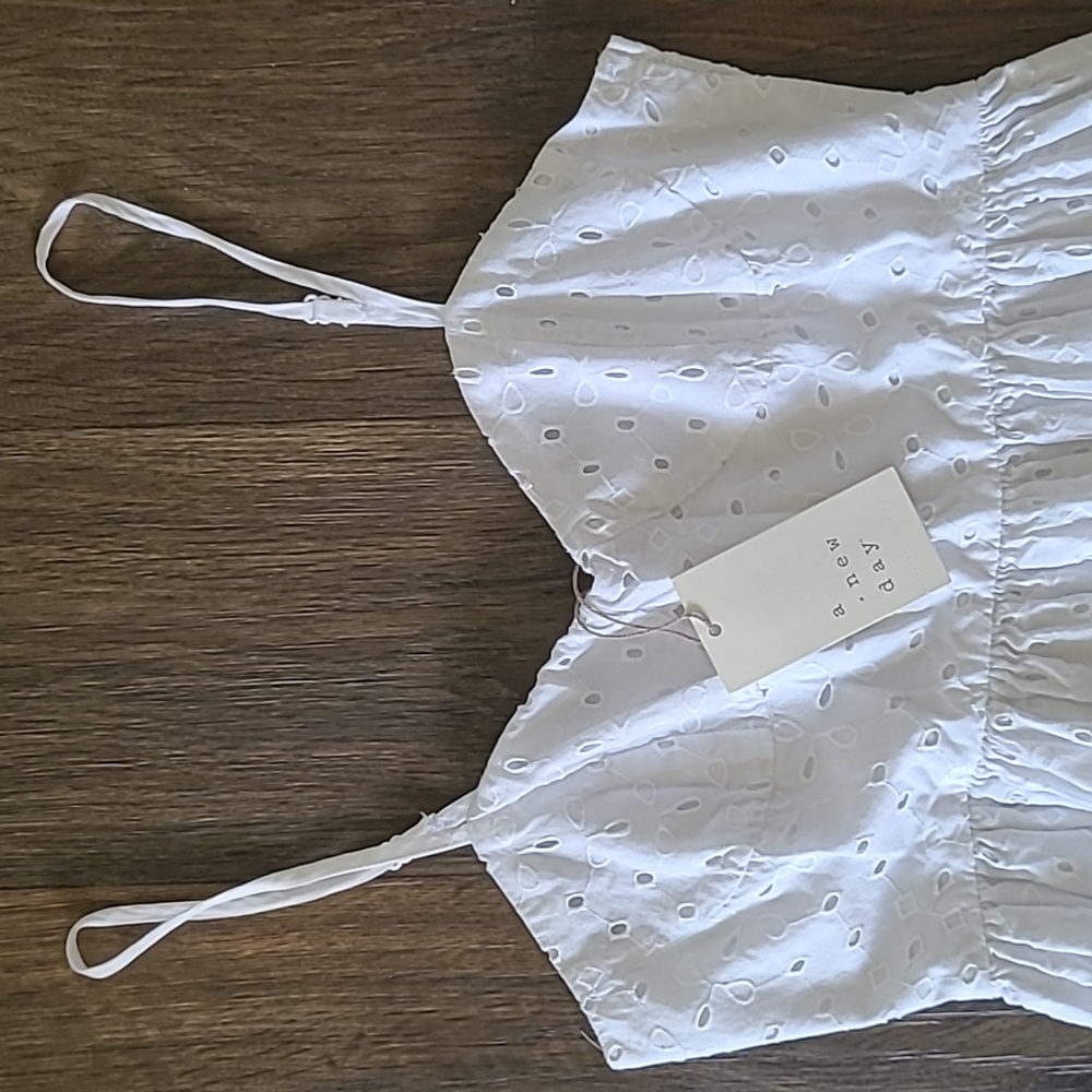 Beautiful dress with tags size S